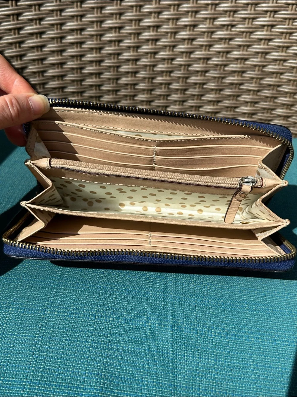 KATE SPADE Pebbled Leather Zip Around Wallet Blue Still Good For Some More Fun